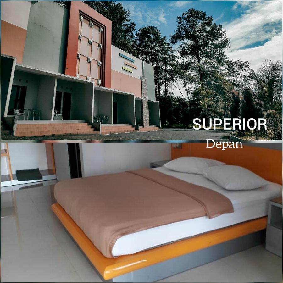 Surya Hotel & Resort Baturraden Exteriör bild